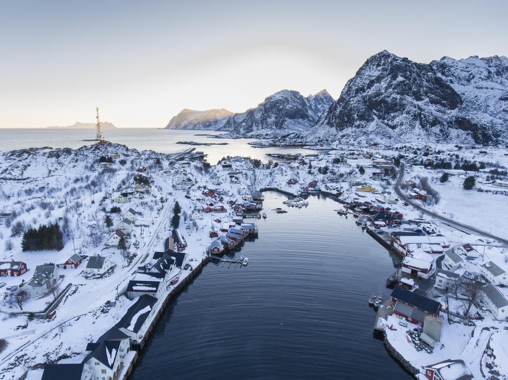 Hotell Lofoten Rorbuhotell 3*